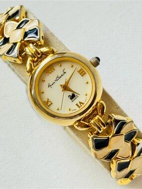 Vintage Gloria Vanderbilt Women's Gold Dress Bracelet Watch V3829BW